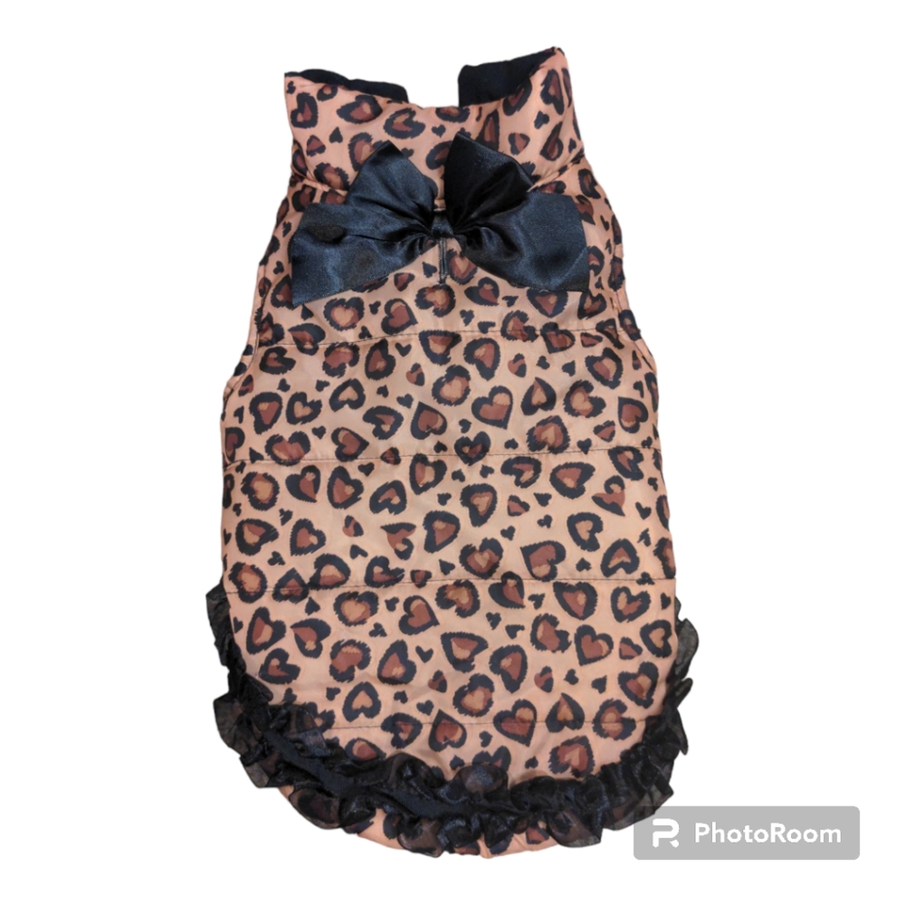 Chic Leopard Dog Dress with Elegant Black Bow